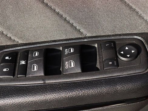 Used 2023 Dodge Charger R/T w/ Harman/Kardon Audio Group image 14