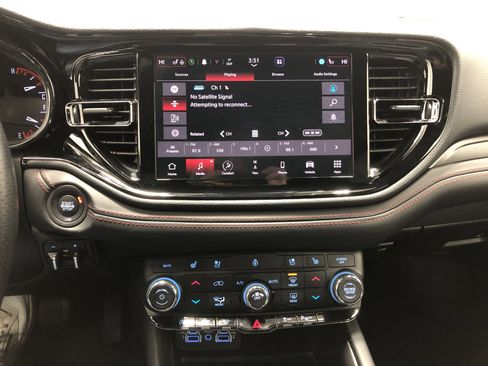 Certified 2024 Dodge Durango GT image 25