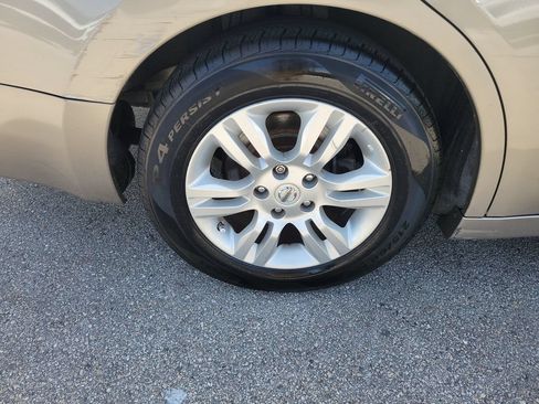 Used 2012 Nissan Altima 2.5 S w/ Special Edition Pkg FWD image 30
