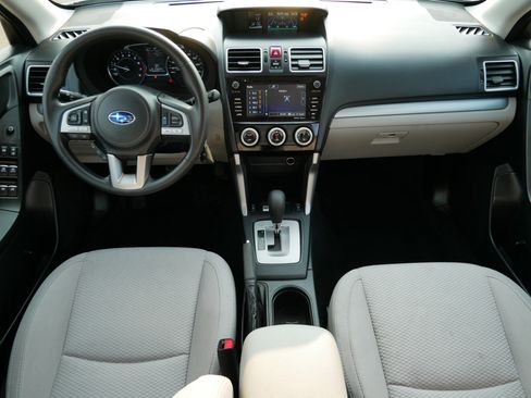 Used 2018 Subaru Forester 2.5i Premium AWD/4WD image 10