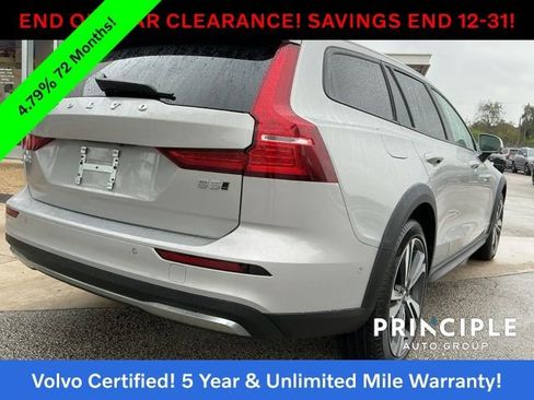 Certified 2025 Volvo V60 B5 Cross Country Plus image 10