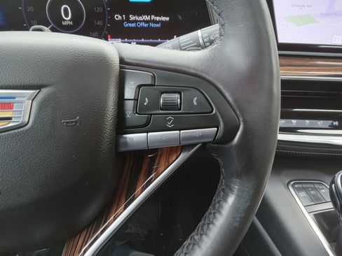 Certified 2024 Cadillac Escalade Premium Luxury image 22