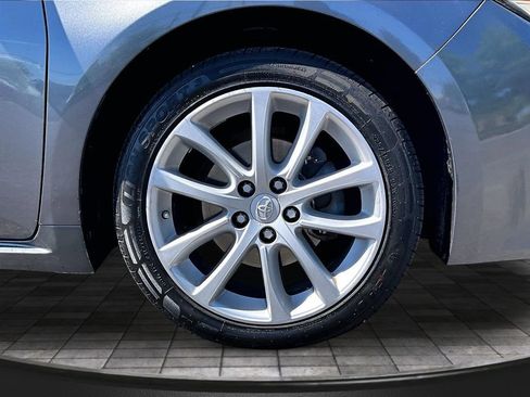 Used 2013 Toyota Avalon XLE Touring FWD image 36