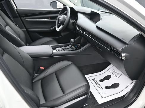 Used 2025 MAZDA MAZDA3 s FWD image 31