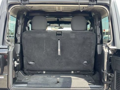 Used 2019 Jeep Wrangler Sport AWD/4WD image 19