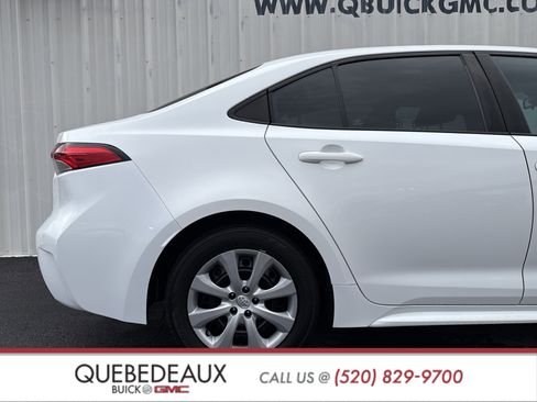 Used 2021 Toyota Corolla LE w/ Carpet Mat Package (TMS) image 22