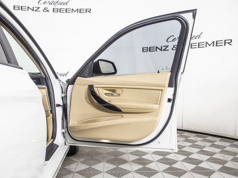 Used 2015 BMW 328i Sedan image 16