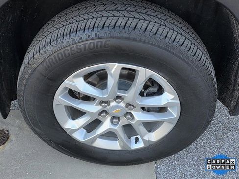 Used 2023 Chevrolet Traverse LS w/ Safety Package image 32