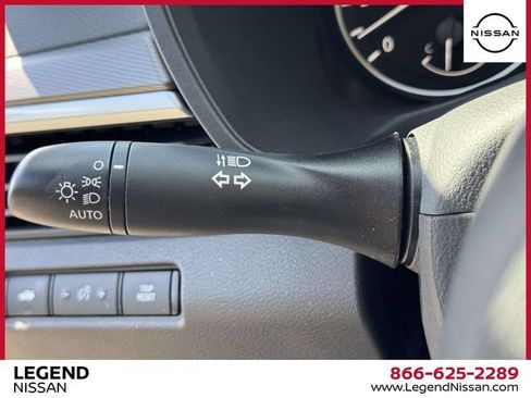 Used 2025 Nissan Altima 2.5 SR FWD image 25