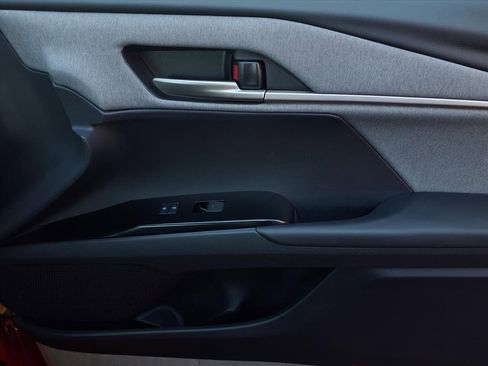 Certified 2025 Toyota Camry LE image 25