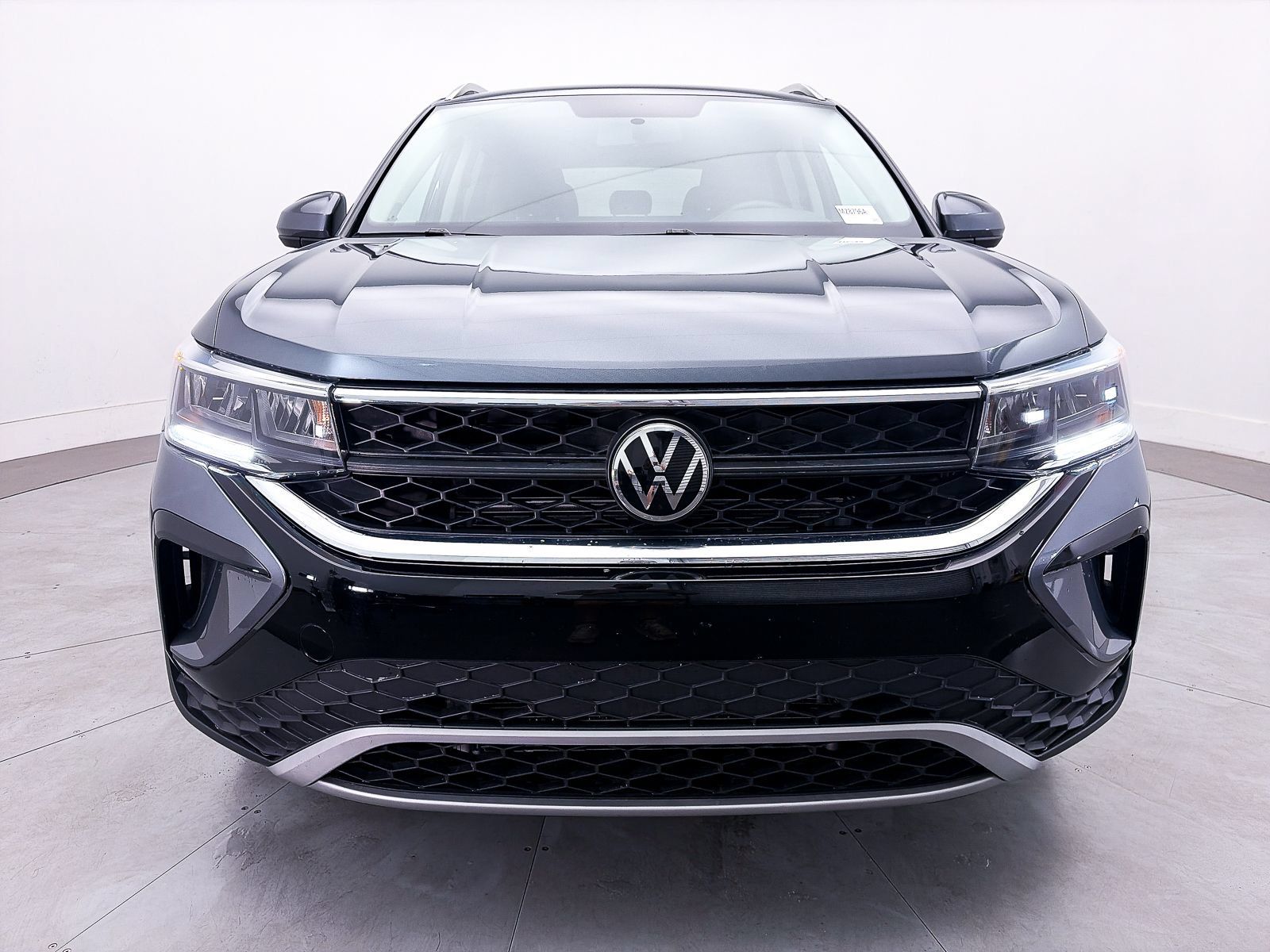Used 2022 Volkswagen Taos SE FWD image 10
