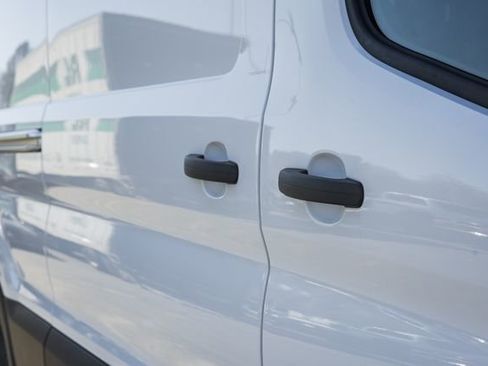 New 2026 Ford Transit 250 148 Medium Roof image 22