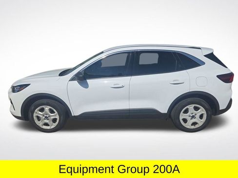 Used 2024 Ford Escape Active FWD image 2