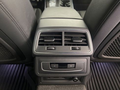 Used 2022 Audi A6 3.0T Premium w/ Convenience Package image 17