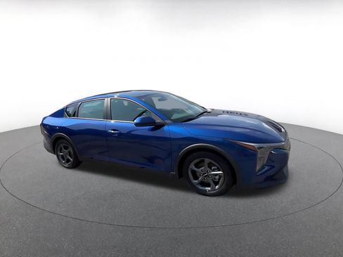 Used 2025 Kia K4 FWD image 2
