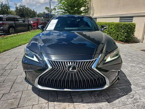 Used 2019 Lexus ES 350 w/ Premium Package FWD image 2