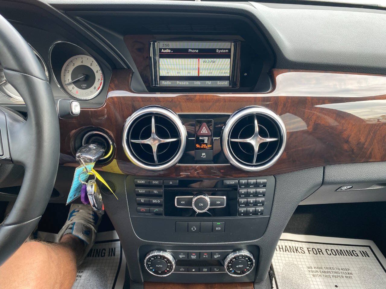Used 2015 Mercedes-Benz GLK 350 4MATIC image 16