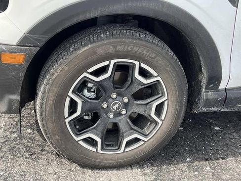 Certified 2025 Ford Bronco Sport Outer Banks w/ Outer Banks Tech Package+ image 8