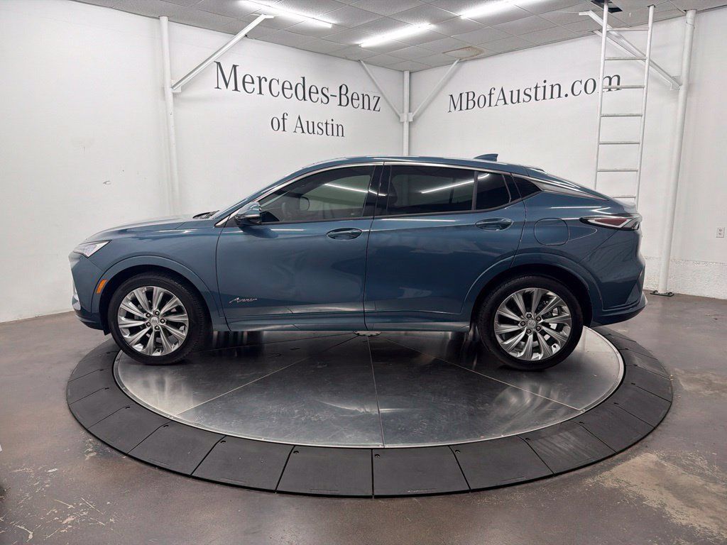 Used 2025 Buick Envista Avenir FWD image 4