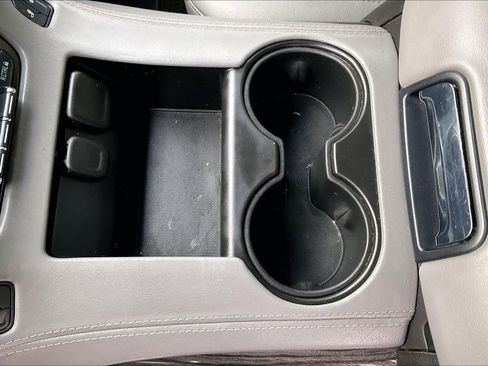 Used 2016 Chevrolet Tahoe LT w/ Luxury Package image 20