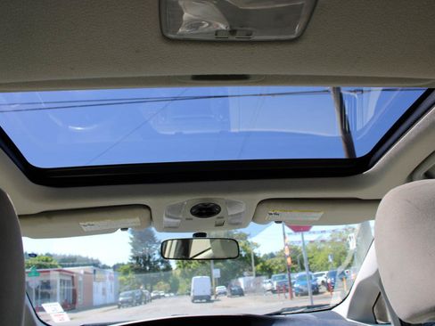 Used 2014 Toyota Prius Three w/ Solar Roof Package FWD image 11
