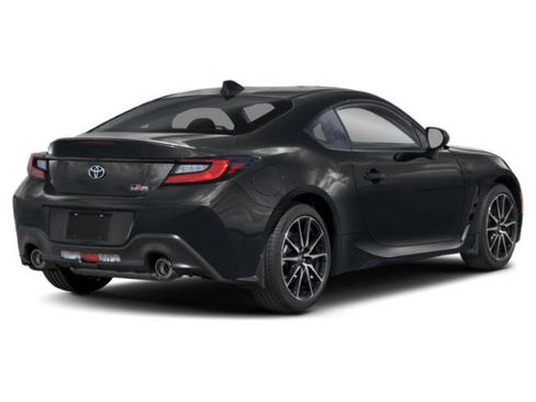 Used 2024 Toyota GR86 RWD image 2