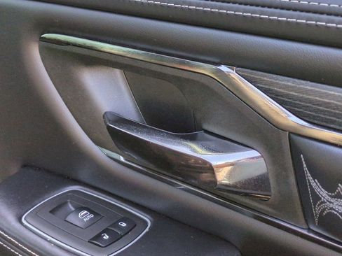 Used 2022 RAM 1500 Limited image 39