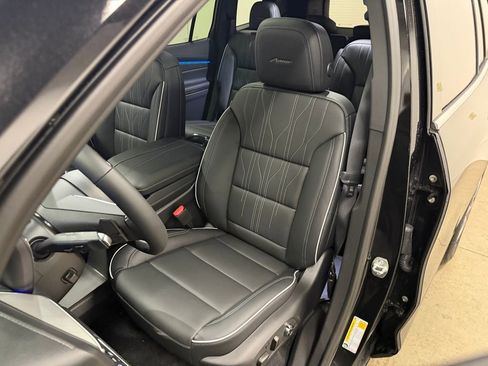 New 2026 Buick Enclave Avenir w/ Super Cruise Package image 26