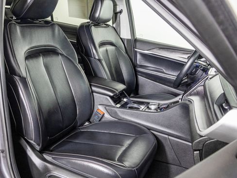 Used 2021 Jeep Grand Cherokee L Limited image 47