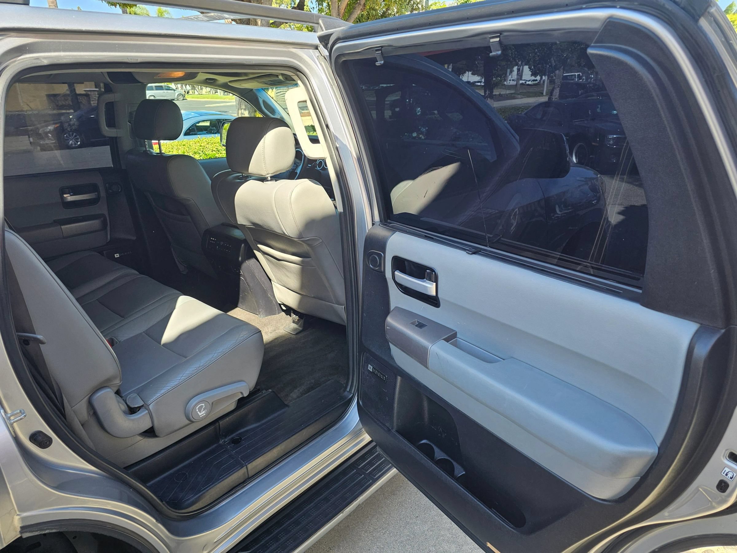 Used 2013 Toyota Sequoia Limited AWD/4WD image 27