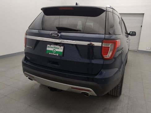 Used 2017 Ford Explorer Limited w/ Equipment Group 301A image 7