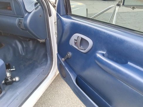 Used 1998 Chevrolet Silverado 3500 2WD Regular Cab w/ Comfort & Convenience Pkg image 10