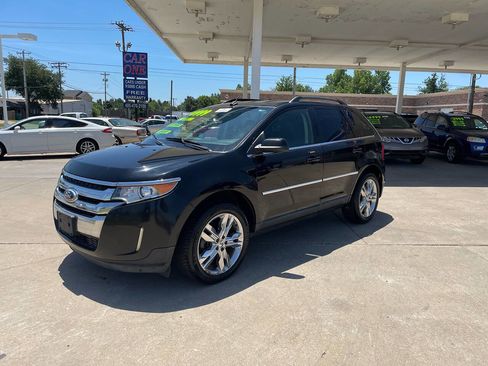 Used 2011 Ford Edge Limited w/ Driver Entry Pkg image 4