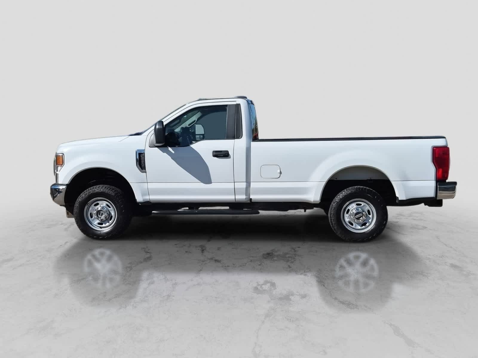 Used 2021 Ford F250 XL w/ Power Equipment Group AWD/4WD image 5