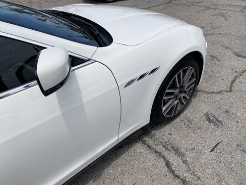 Used 2016 Maserati Ghibli RWD image 32