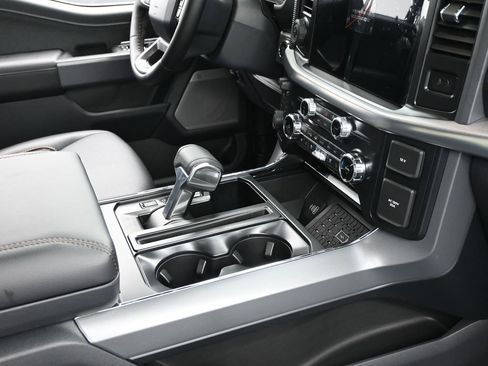 New 2025 Ford F150 Lariat w/ Equipment Group 502A High image 33