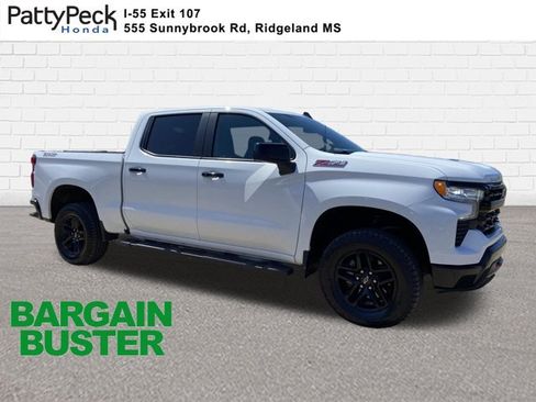 Used 2023 Chevrolet Silverado 1500 LT Trail Boss w/ Protection Package AWD/4WD image 1