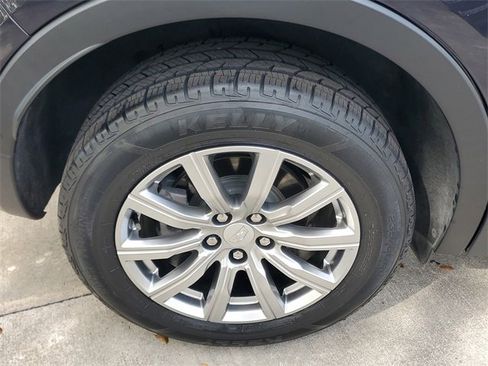 Certified 2023 Cadillac XT4 Premium Luxury image 7