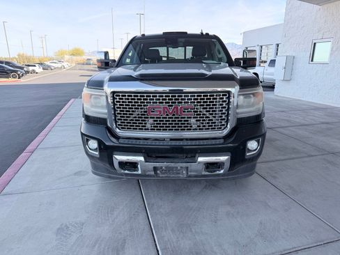 Used 2015 GMC Sierra 3500 Denali w/ Duramax Plus Package image 8