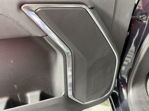 Used 2022 Chevrolet Silverado 1500 LT image 21