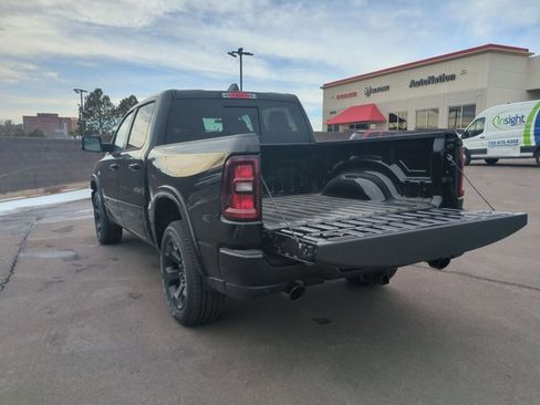 New 2026 RAM 1500 Big Horn AWD/4WD image 9
