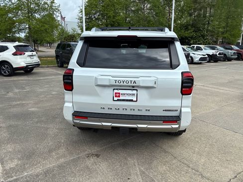 New 2026 Toyota 4Runner Limited AWD/4WD image 5