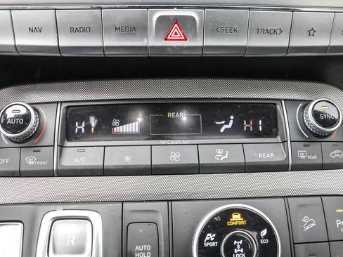 Used 2022 Hyundai Palisade Limited image 26