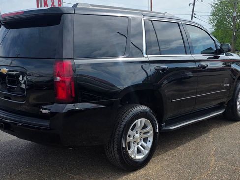 Used 2017 Chevrolet Tahoe LS RWD image 3