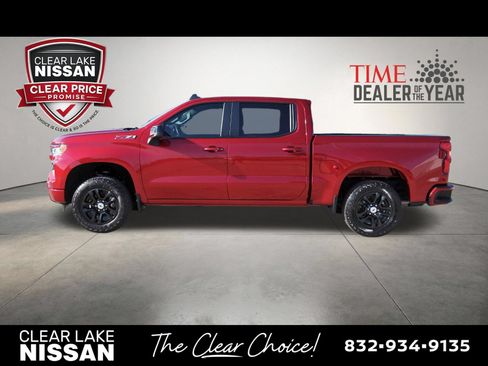 Used 2024 Chevrolet Silverado 1500 RST w/ Z71 Off-Road Package AWD/4WD image 4