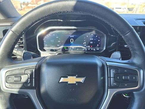 Used 2023 Chevrolet Silverado 1500 LTZ image 11