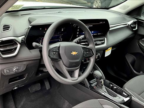 New 2026 Chevrolet TrailBlazer LS w/ LS Convenience Package image 9