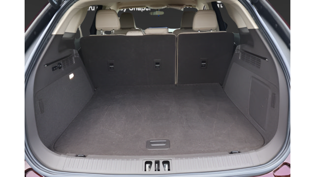 Used 2022 Lincoln Nautilus FWD w/ Premium Package image 19