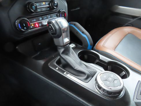 Used 2022 Ford Bronco Outer Banks image 32