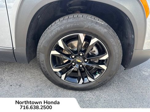 Used 2022 Chevrolet TrailBlazer LT AWD/4WD image 15